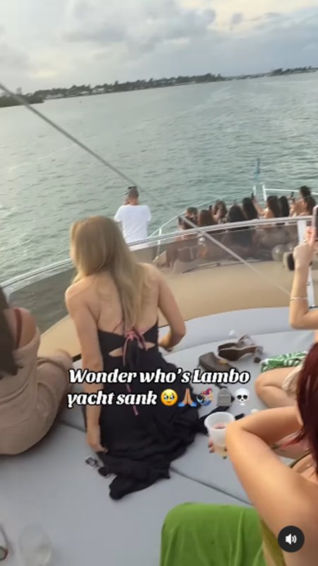 แก๊งสาวบิกินี่หนีวุ่น เหตุเรือ 147 ล้าน ล่ม จากปาร์ตี้สู่หายนะ แก๊งสาวบิกินี่หนีวุ่น เหตุเรือ 147 ล้าน ล่ม จากปาร์ตี้สู่หายนะ