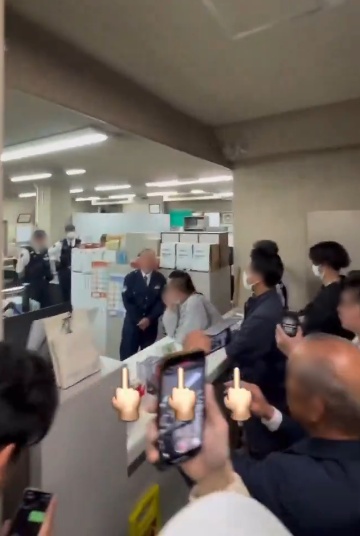 นักศึกษาสาวแจ้งความ 9 ครั้ง ตำรวจเมิน ก่อนพบเหลือแต่โครงกระดูก นักศึกษาสาวแจ้งความ 9 ครั้ง ตำรวจเมิน ก่อนพบเหลือแต่โครงกระดูก