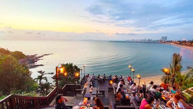 ริมผา ลาภิณ ร้านอาหารดังพัทยา ปิดกิจการ ประกาศขายที่ดิน 4 ไร่ 350 ล้าน ริมผา ลาภิณ ร้านอาหารดังพัทยา ปิดกิจการ ประกาศขายที่ดิน 4 ไร่ 350 ล้าน