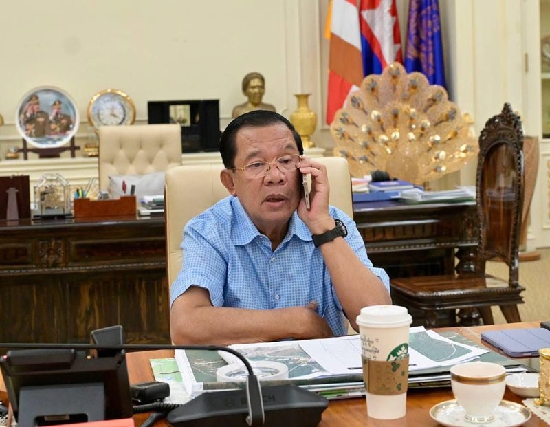 ฮุน เซน โพสต์เกือบตี 4 คุยรับมือชายแดนไทย เผยเปลี่ยนสูตรกาแฟ ฮุน เซน โพสต์เกือบตี 4 คุยรับมือชายแดนไทย เผยเปลี่ยนสูตรกาแฟ