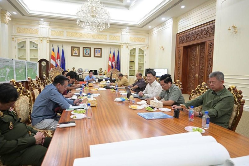 ฮุน เซน โพสต์เกือบตี 4 คุยรับมือชายแดนไทย เผยเปลี่ยนสูตรกาแฟ ฮุน เซน โพสต์เกือบตี 4 คุยรับมือชายแดนไทย เผยเปลี่ยนสูตรกาแฟ