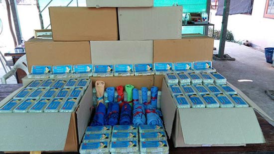 กล่องยารูปอภิสิทธิ์โดนยึดด้วย หลังประชาธิปัตย์เตรียมแจกช่วงสงกรานต์