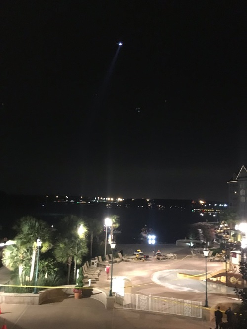 ช็อก ! จระเข้ลากเด็ก 2 ขวบลงน้ำในรีสอร์ท พ่อโดดน้ำคว้าตัวแต่ช่วยไม่ได้ ช็อก ! จระเข้ลากเด็ก 2 ขวบลงน้ำในรีสอร์ท พ่อโดดน้ำคว้าตัวแต่ช่วยไม่ได้