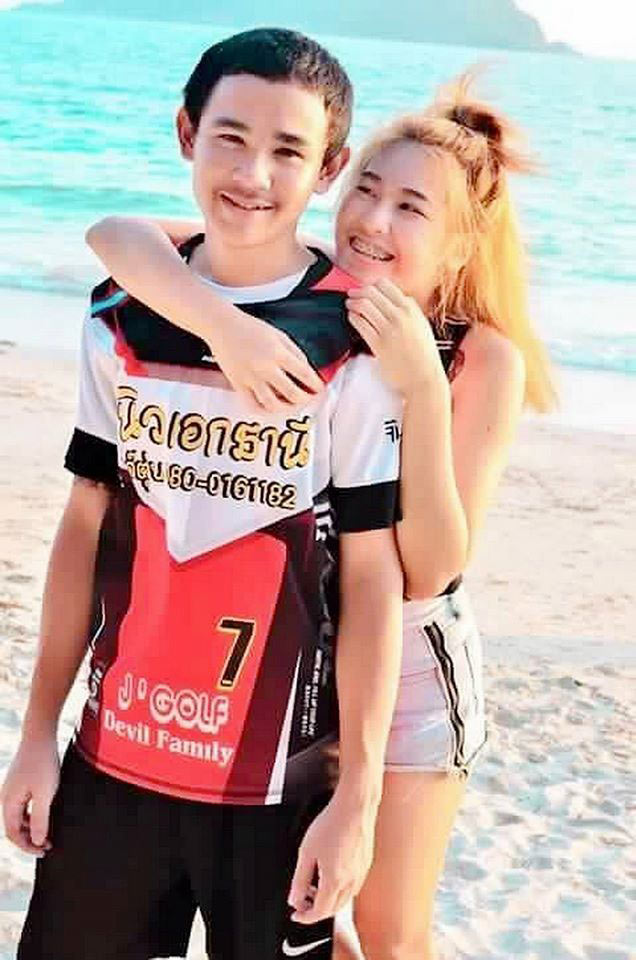 ซึ้ง ! ญาติจัดพิธีแต่งงานก่อนเผาให้คู่รักวัยรุ่น สานฝันฝ่ายชายให้เป็นจริง ซึ้ง ! ญาติจัดพิธีแต่งงานก่อนเผาให้คู่รักวัยรุ่น สานฝันฝ่ายชายให้เป็นจริง