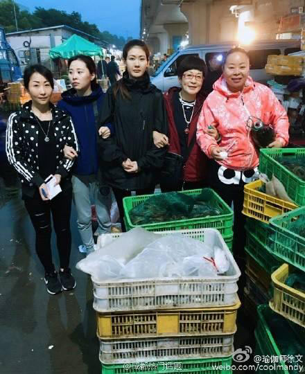 ทำบุญหรือทำบาป !! หญิงซื้องูกว่า 900 ตัวไปปล่อยป่า เจอชาวเน็ตรุมจวกยับ ทำบุญหรือทำบาป !! หญิงซื้องูกว่า 900 ตัวไปปล่อยป่า เจอชาวเน็ตรุมจวกยับ