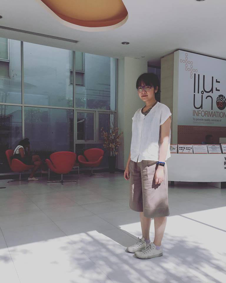 ดราม่าร้อน ครูสาวถูกห้ามเข้าห้องสมุดเพราะกางเกงสั้น วอนทบทวนกฎใหม่ ดราม่าร้อน ครูสาวถูกห้ามเข้าห้องสมุดเพราะกางเกงสั้น วอนทบทวนกฎใหม่