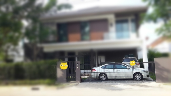 จอดรถในบ้าน จอดรถในบ้าน