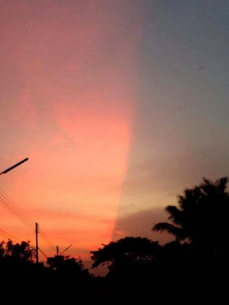 ฟ้าแยกสี ฟ้าแยกสี