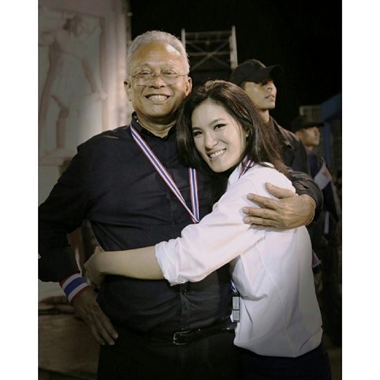 ลูกสาวสุเทพ เทือกสุบรรณ ลูกสาวสุเทพ เทือกสุบรรณ