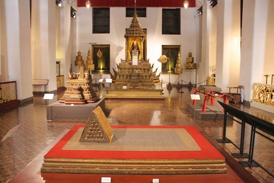 พิพิธภัณฑสถานแห่งชาติพระนคร กรุงเทพฯ พิพิธภัณฑสถานแห่งชาติพระนคร กรุงเทพฯ