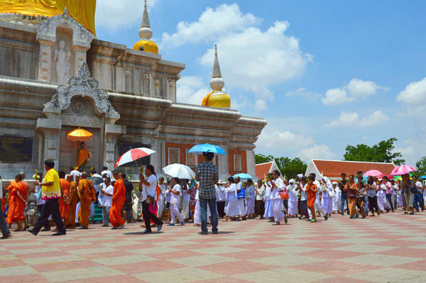 เวียนเทียนวันไหนบ้าง เวียนเทียนวันไหนบ้าง