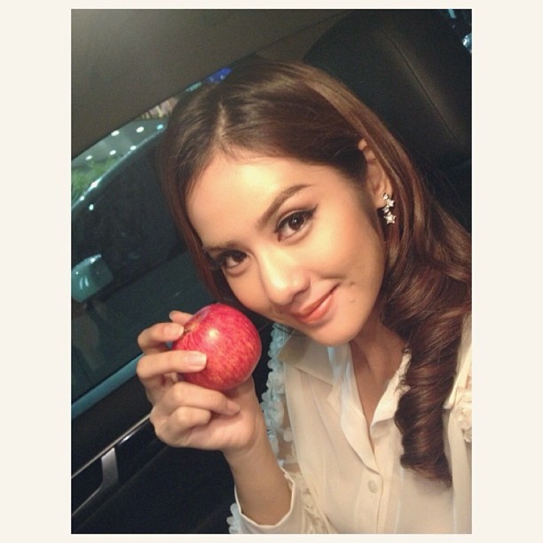 มะนาว ศรศิลป์ มณีวรรณ์