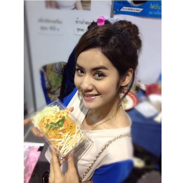 มะนาว ศรศิลป์ มณีวรรณ์