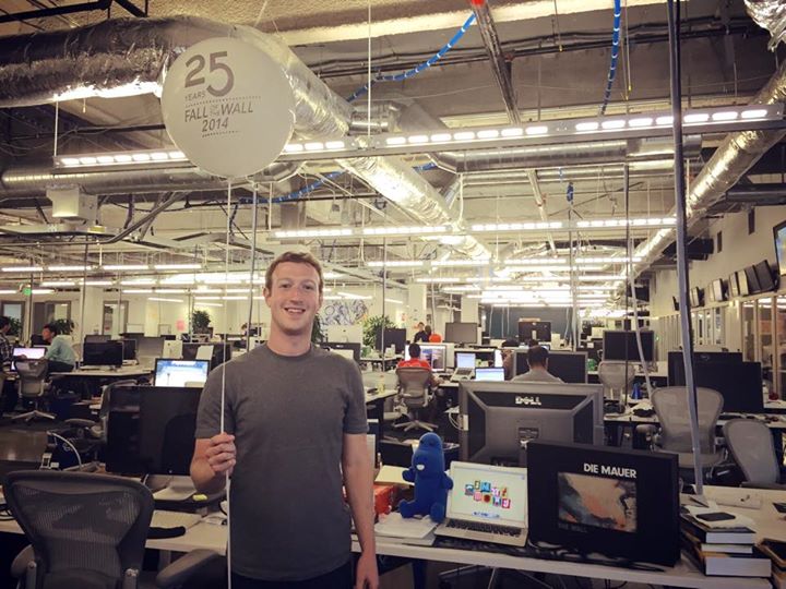 มาร์ค ซัคเคอร์เบิร์ก มาร์ค ซัคเคอร์เบิร์ก