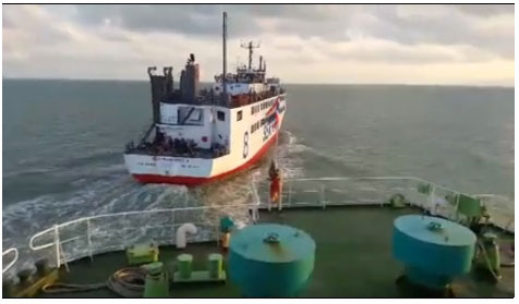 เรือเฟอร์รี่แซงปาดหน้า เรือเฟอร์รี่แซงปาดหน้า