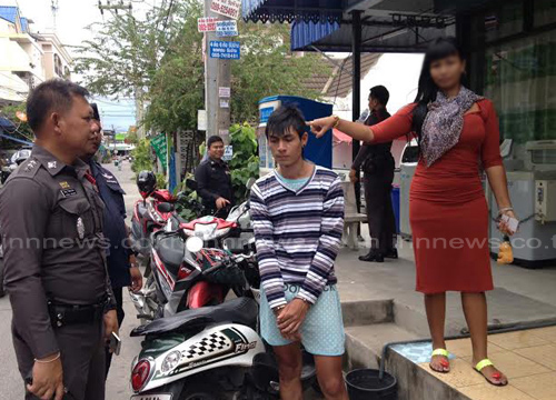 รวบหนุ่มโรคจิตโชว์ของลับ ลัก ก.ก.น. รวบหนุ่มโรคจิตโชว์ของลับ ลัก ก.ก.น.