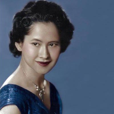 สมเด็จพระเจ้าพี่นางเธอ สมเด็จพระเจ้าพี่นางเธอ