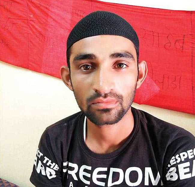 พ่อฆ่าปาดคอลูก 4 ขวบ พ่อฆ่าปาดคอลูก 4 ขวบ