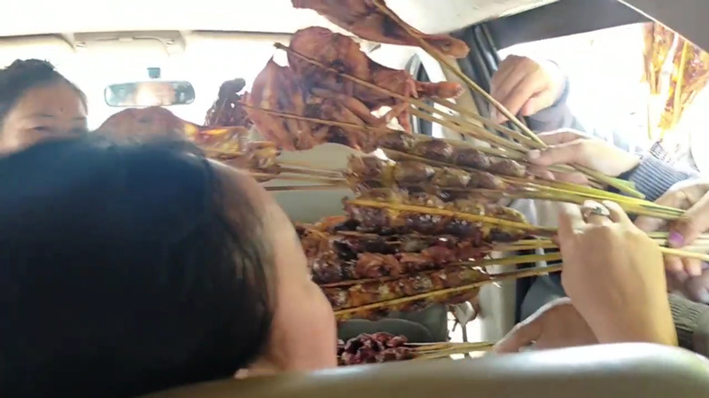 ไก่ย่างไดรฟ์ทรู ไก่ย่างไดรฟ์ทรู