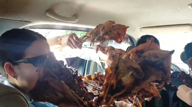 ไก่ย่างไดรฟ์ทรู ไก่ย่างไดรฟ์ทรู