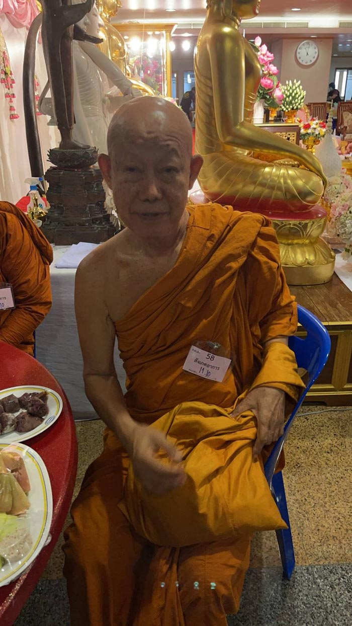 พระฉีดวัคซีนโควิด 19 มรณภาพ พระฉีดวัคซีนโควิด 19 มรณภาพ