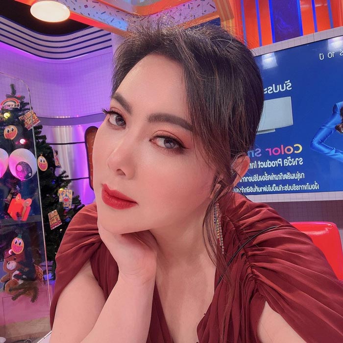 บุ๋ม ปนัดดา บุ๋ม ปนัดดา