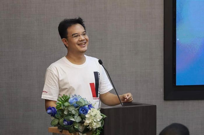 ปริญญ์ พานิชภักดิ์ ปริญญ์ พานิชภักดิ์