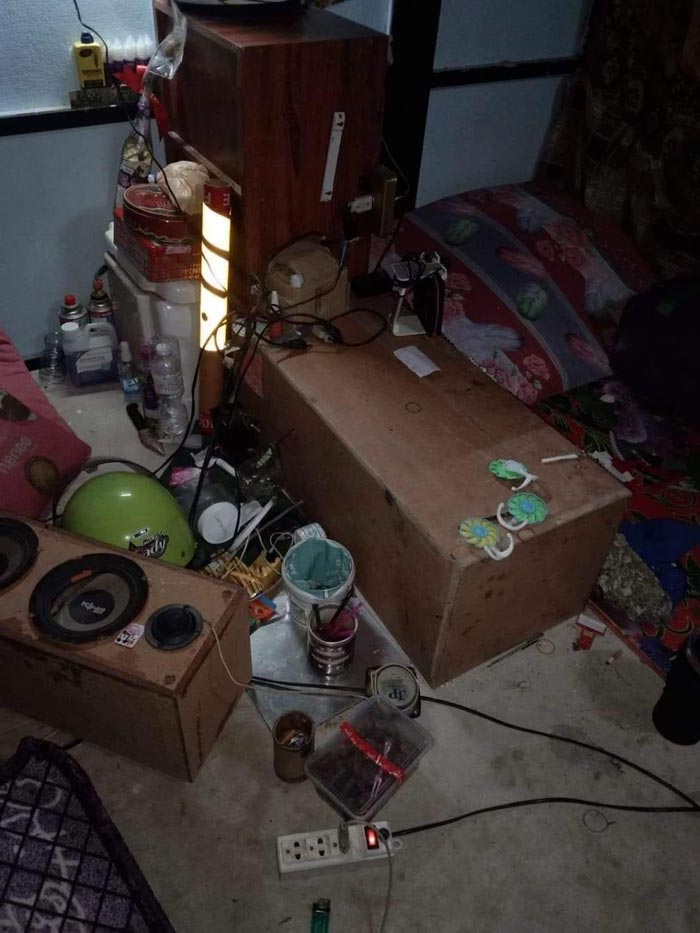 ลูกหนี้รื้อบ้านเจ้าหนี้ ลูกหนี้รื้อบ้านเจ้าหนี้