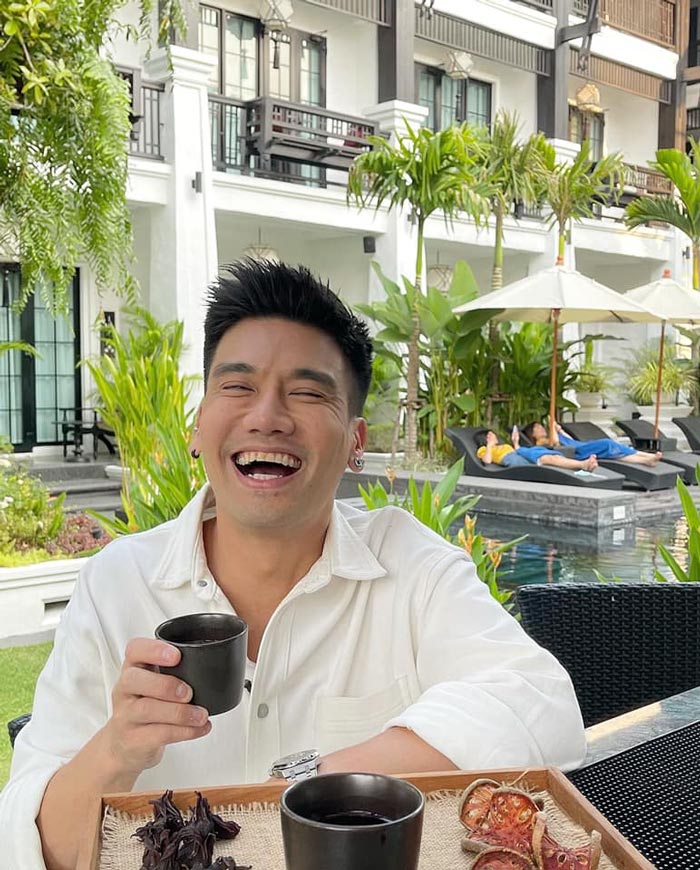 พีช อีทแหลก พีช อีทแหลก