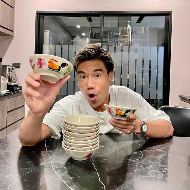 พีช อีทแหลก พีช อีทแหลก