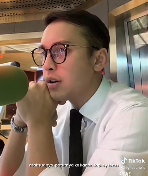 ผีโทรมาในรายการวิทยุ ผีโทรมาในรายการวิทยุ