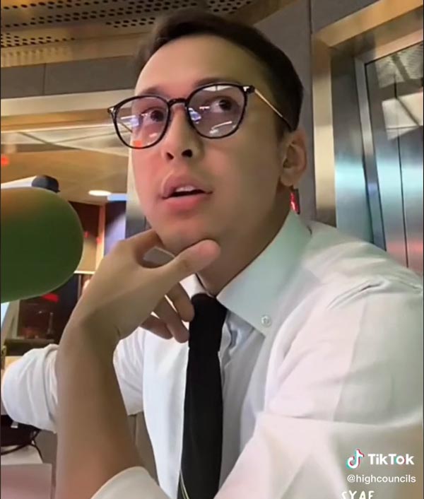 ผีโทรมาในรายการวิทยุ ผีโทรมาในรายการวิทยุ