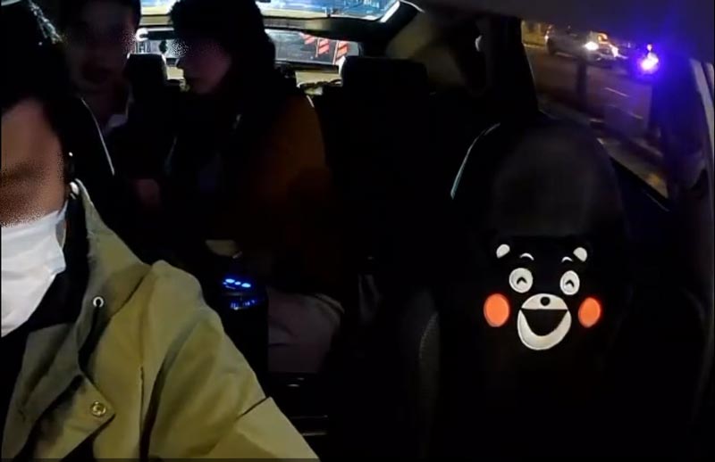 คู่รักมีเซ็กส์บนแท็กซี่ คู่รักมีเซ็กส์บนแท็กซี่