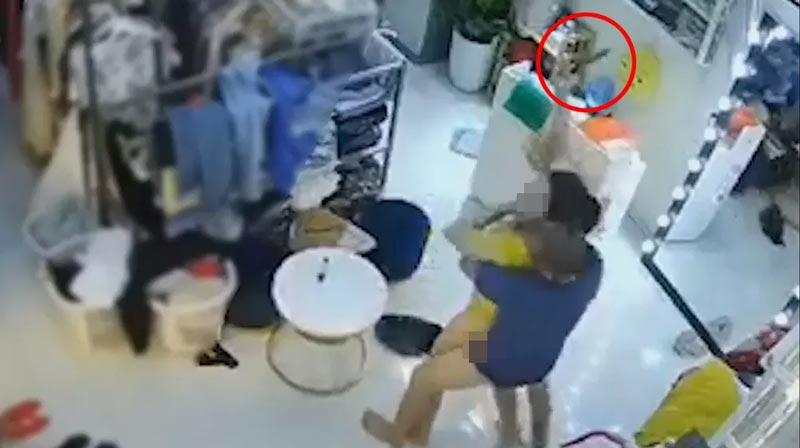 คนร้ายบุกจี้เจ้าของร้าน คนร้ายบุกจี้เจ้าของร้าน