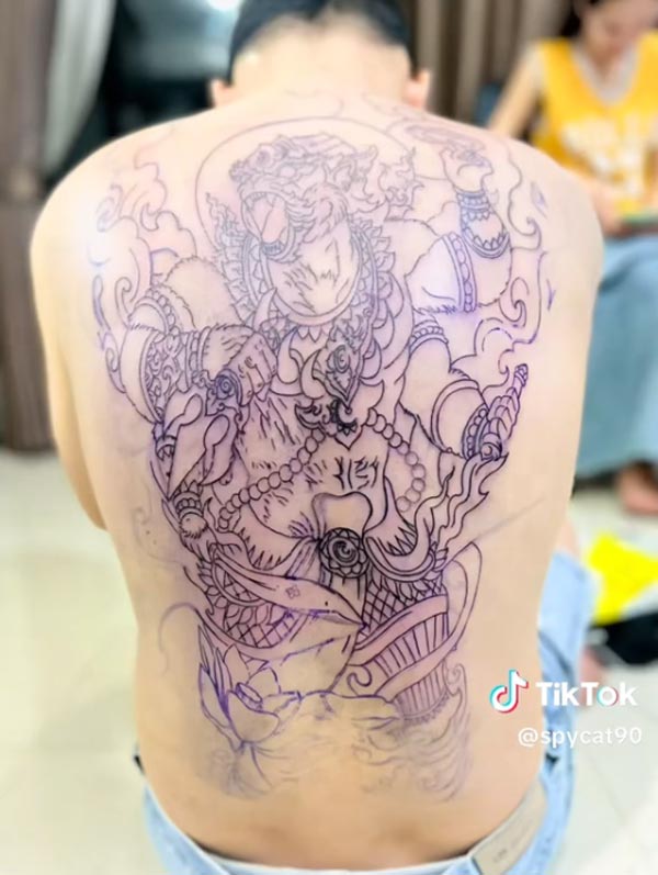 ช่างสักฟันน้ำนม ช่างสักฟันน้ำนม