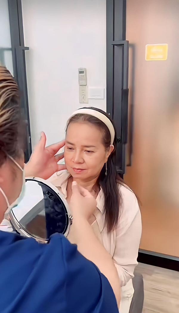 พี่พร คู่รักต่างวัย ศัลยกรรมดึงหน้า พี่พร คู่รักต่างวัย ศัลยกรรมดึงหน้า