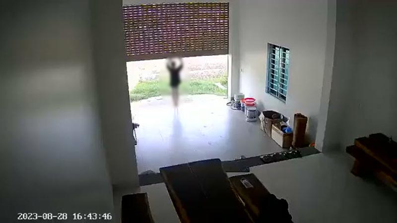 ประตูเหล็กไฟฟ้า ประตูเหล็กไฟฟ้า