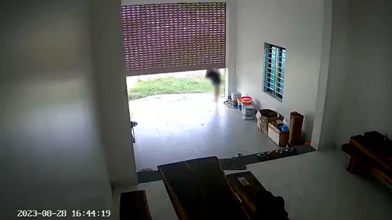 ประตูเหล็กไฟฟ้า ประตูเหล็กไฟฟ้า