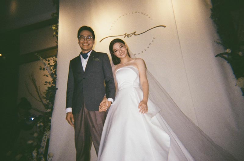 เด็ก 3 ขวบ ตากล้องในงานแต่งงาน เด็ก 3 ขวบ ตากล้องในงานแต่งงาน