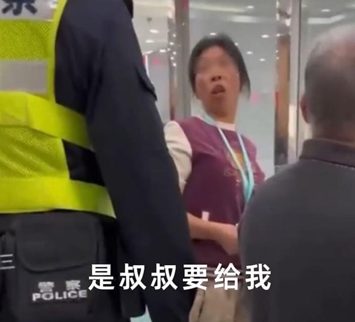 คนแก่ยกบ้านให้คนดูแล คนแก่ยกบ้านให้คนดูแล