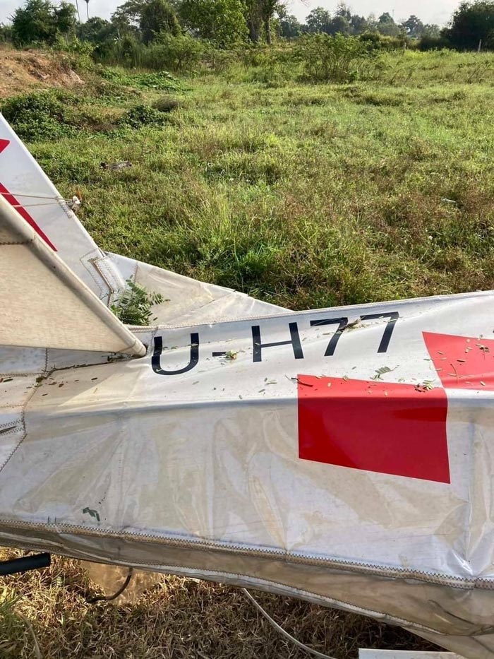 เครื่องบินเล็กตก เครื่องบินเล็กตก