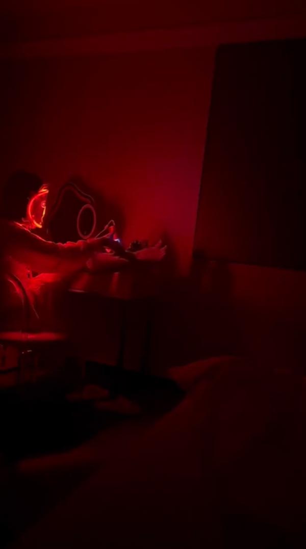 เมียมาสก์หน้าตอนกลางคืน เมียมาสก์หน้าตอนกลางคืน