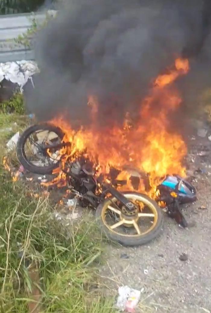 นายจ้างเผามอเตอร์ไซค์ลูกจ้าง นายจ้างเผามอเตอร์ไซค์ลูกจ้าง