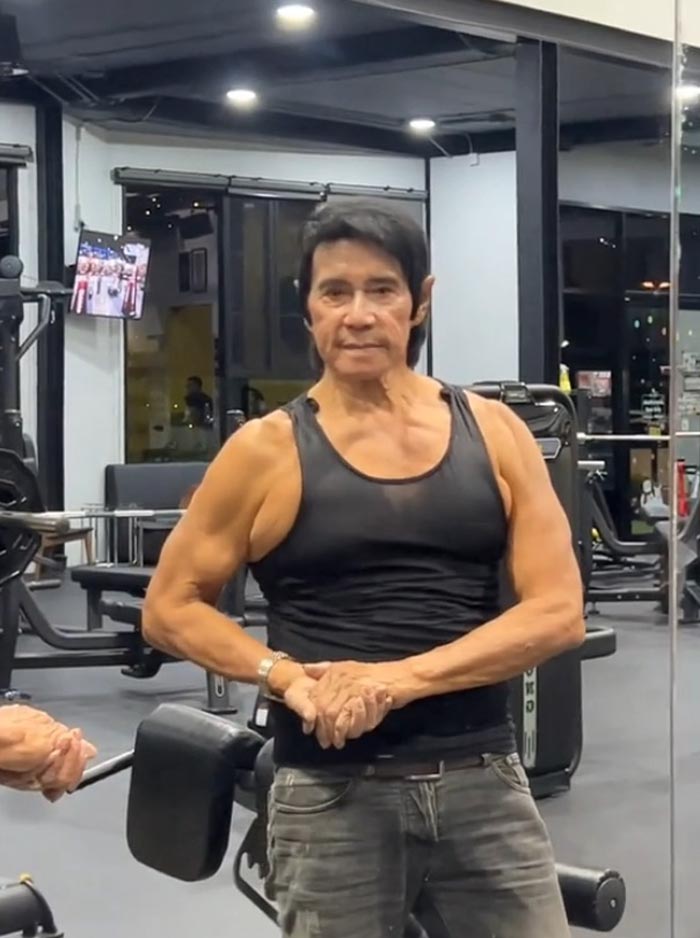 คุณตาเอลวิส แข็งแรง คุณตาเอลวิส แข็งแรง