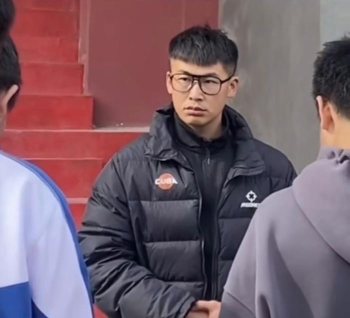 ภาพก่อนหลัง ครูทำงานหนัก ภาพก่อนหลัง ครูทำงานหนัก