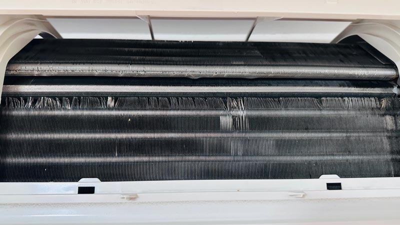 ช่างล้างแอร์ ทำฟินคอยล์เย็นล้ม ช่างล้างแอร์ ทำฟินคอยล์เย็นล้ม