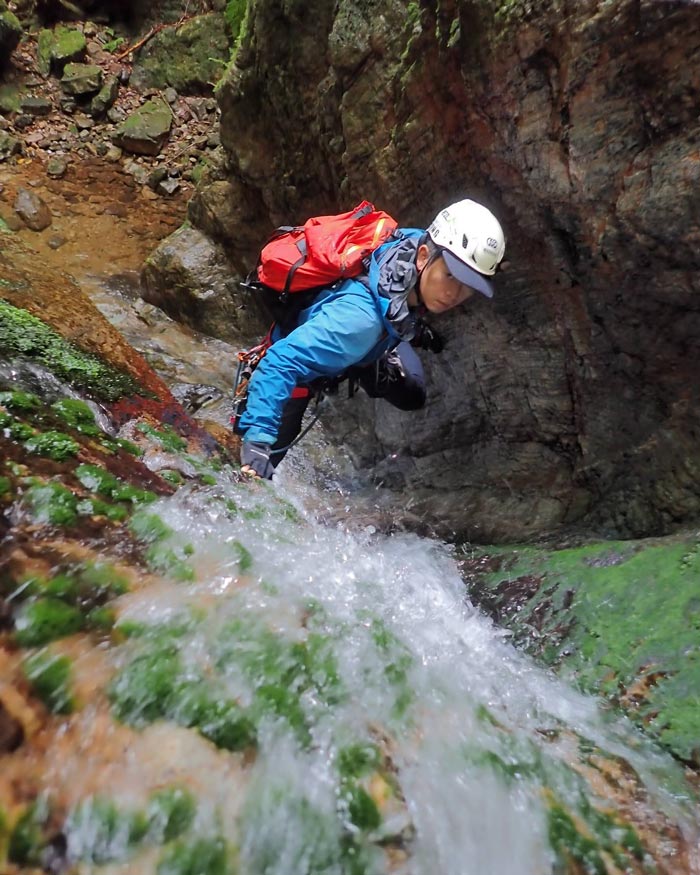 นักปีนเขาจมน้ำตาย นักปีนเขาจมน้ำตาย