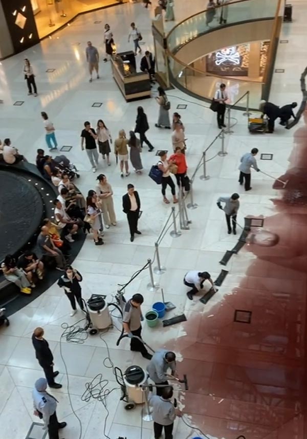 ของเหลวสีน้ำตาลแดงปริศนา ของเหลวสีน้ำตาลแดงปริศนา