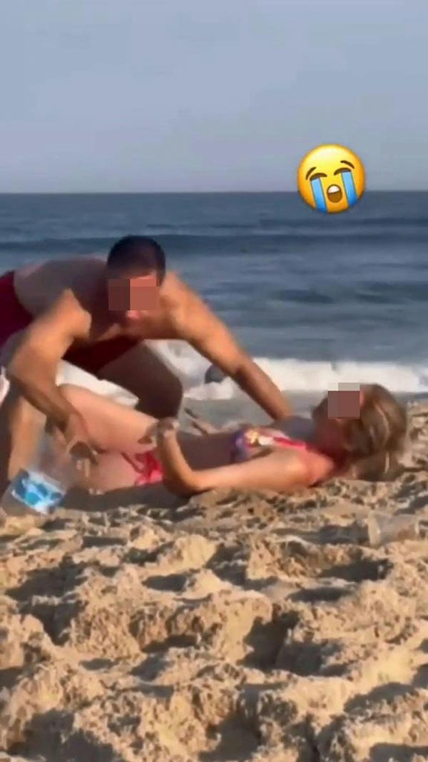 คู่รักพลอดรักริมชายหาด คู่รักพลอดรักริมชายหาด