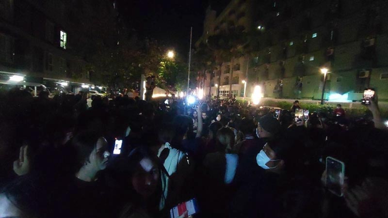 LGBTQ+ ล่ารุ่นพี่สาดซุปร้อนใส่รุ่นน้อง LGBTQ+ ล่ารุ่นพี่สาดซุปร้อนใส่รุ่นน้อง